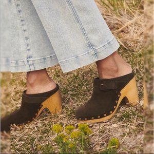 New Veronica Beard Dacey Black Suede Studded Block Clog sz 12